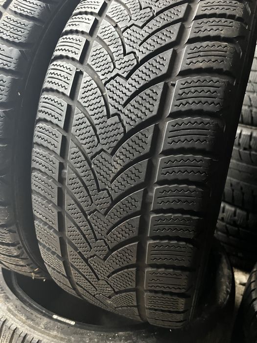 Два баллона – 225 / 40/ 18