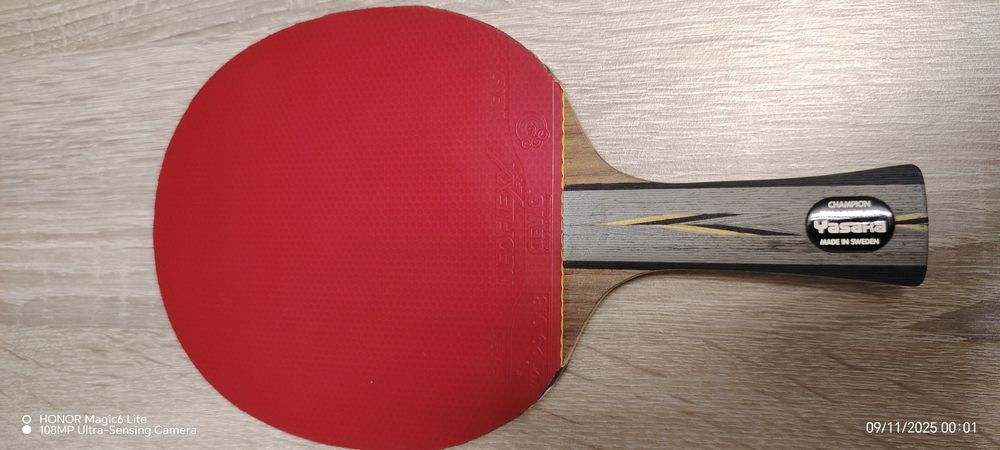 Продавам хилка за тенис на маса  Yasaka