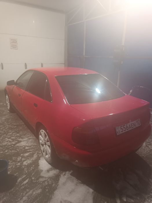 Продам Ауди А4 на ходу