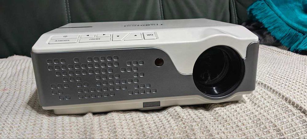 Проектор на запчасти Thundeal