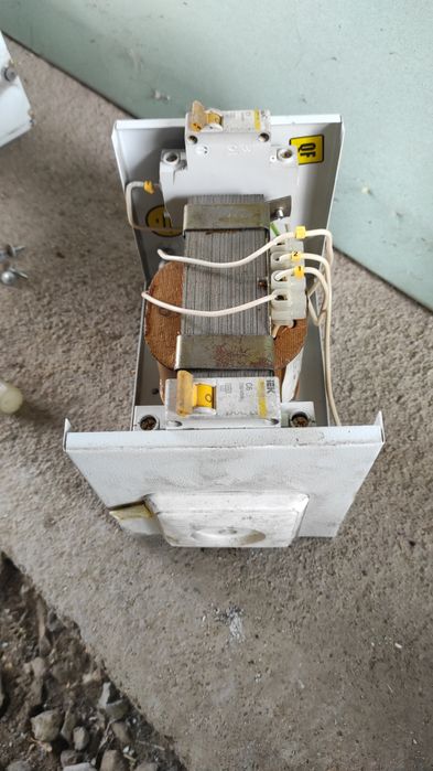 Трансформатор понижающии