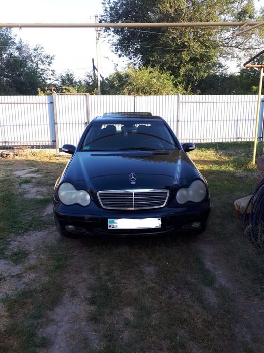 Mercedes-Benz C-Class (W203)