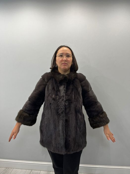 Продам норковую шубу