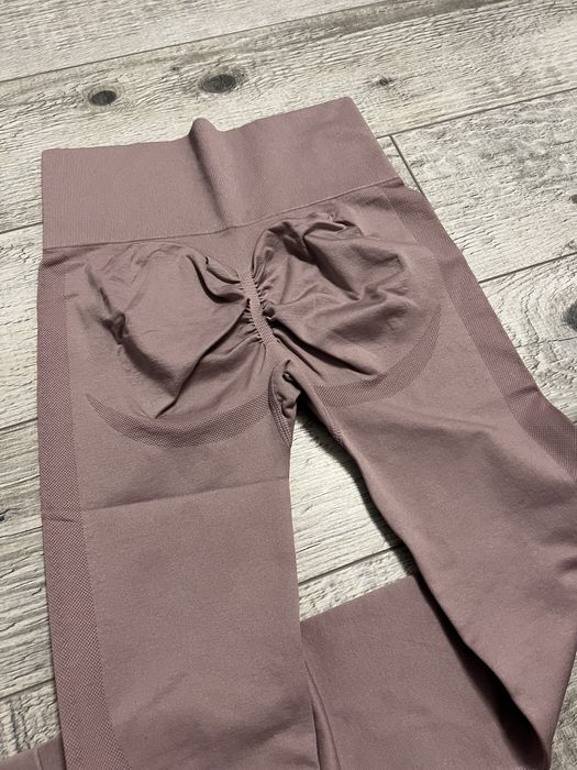 Нов спортен клин dusty pink