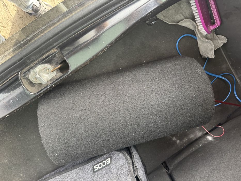 Сабвуфер продам.