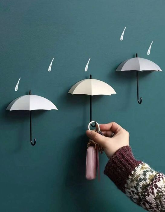 Настенные крючки