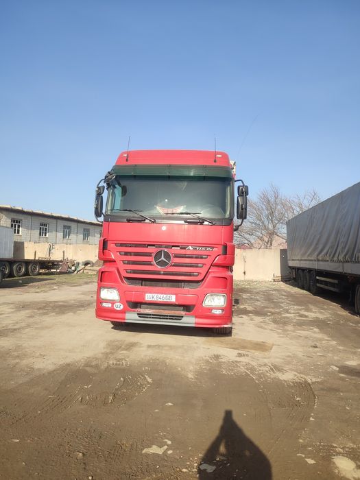 Мерседес Бенс актрос