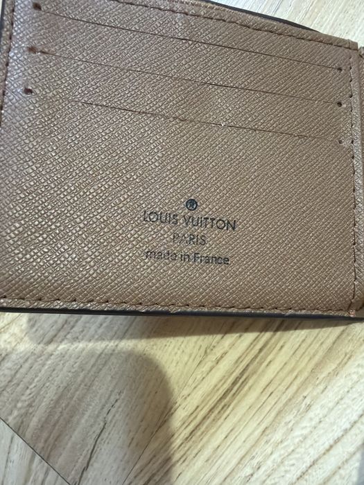 Portofel Louis Vuitton aproape nou intr o stare foarte buna