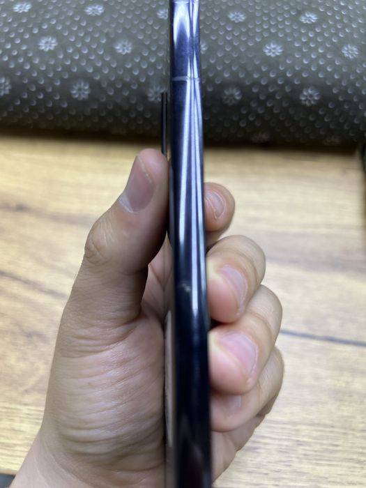 Samsung S22+ tiniq holatda