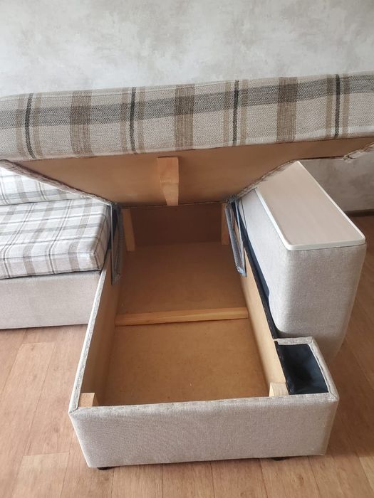 Диван угловой IKEA