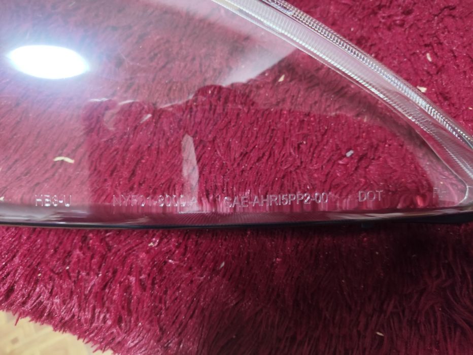 Камри 30 стекло фара