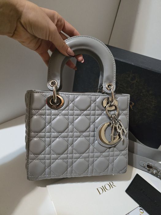 Налична чанта Lady Dior