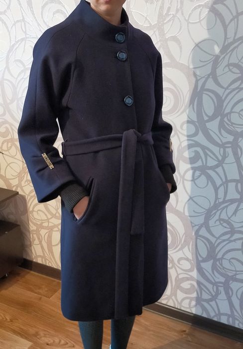 Продам Пальто осеннее