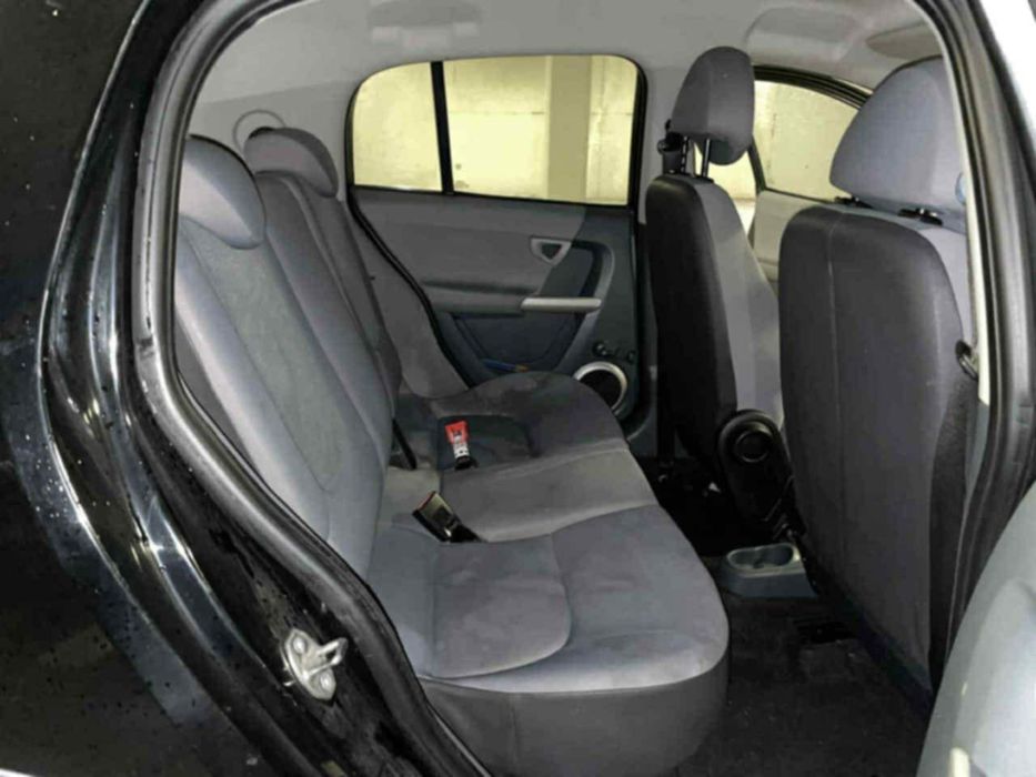 Vând Smart Forfour 1.2 Benzina 

SMART FORFOUR 
An 2006 

Motor 1.2 b