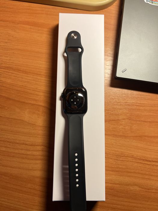 Apple watch series 8 Midnight 45mm