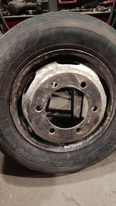 Колесо на спринтер на 15 двускат