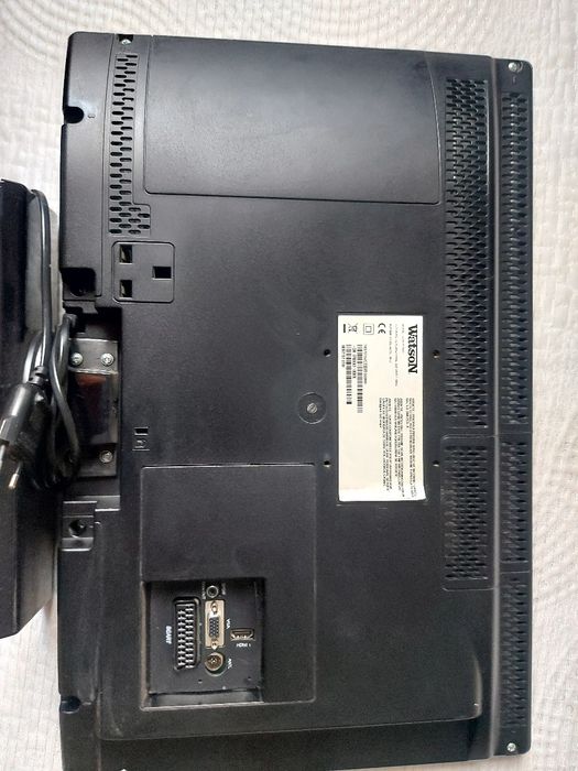 Vând televizor marca WATSON