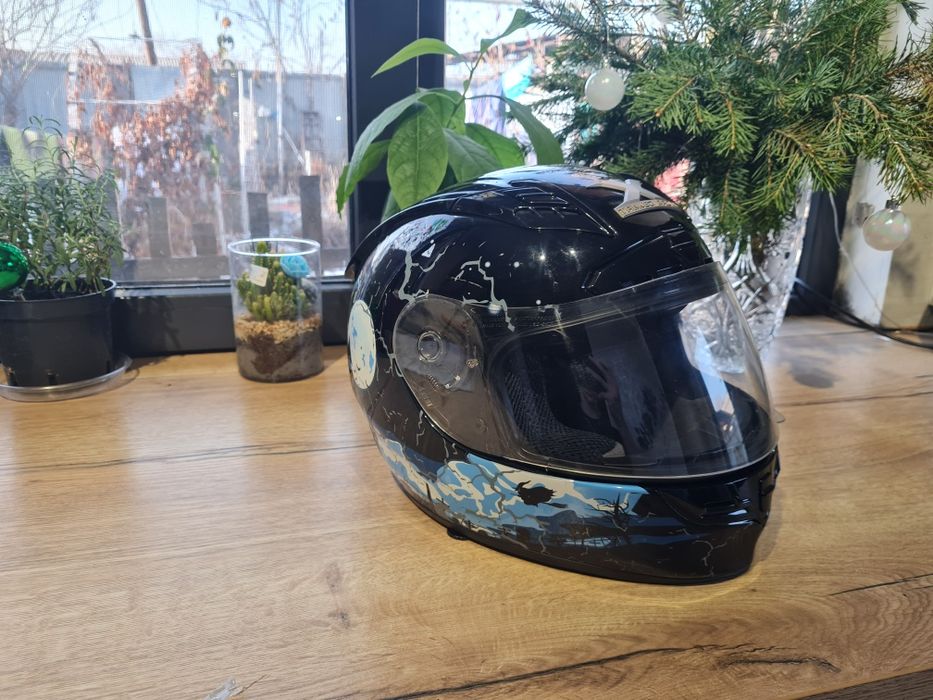 Продам шлем для мотоцикла, мопеда и тд.