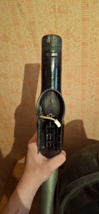 Продаю пылесос Samsung без переключателя.