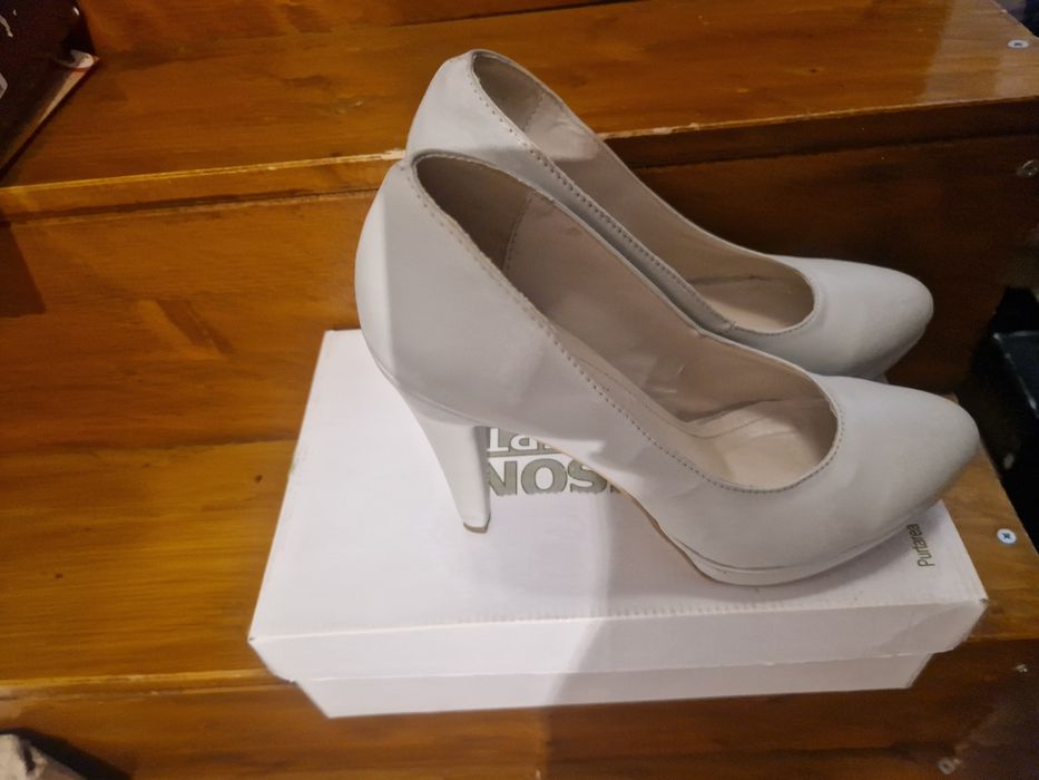Pantofi piele naturala,mas 39