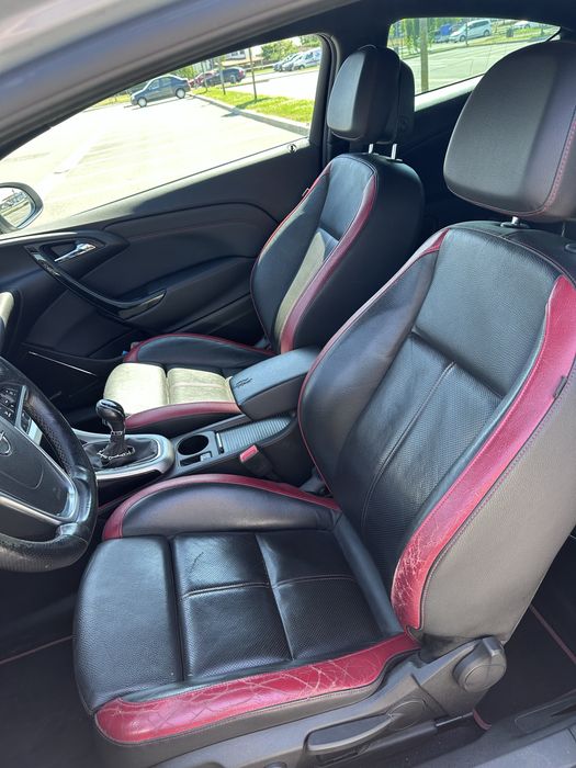Opel Astra J GTC OPC-Line FULL