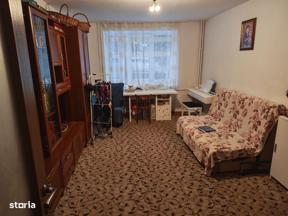Apartament cu 4 Camere de Vânzare Parter I Suceava/Central I 130.000E