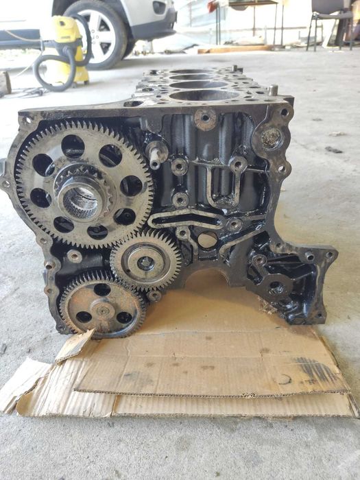 4 Бутала за 651.925 - 2.2cdi Мерцедес