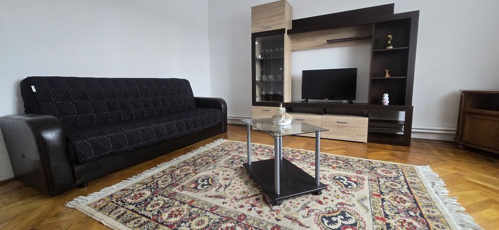 Închiriez Casa la 5 minute de UMF