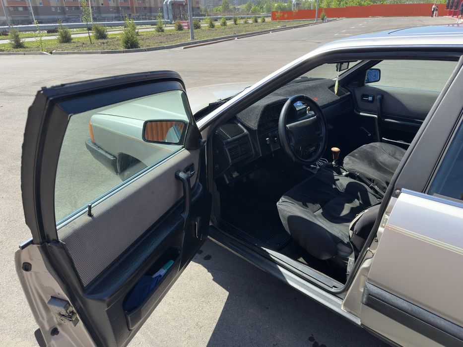 Продам Audi 100 C3