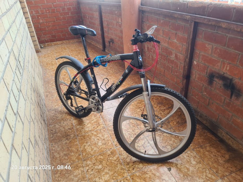Велосипед бмв  горный