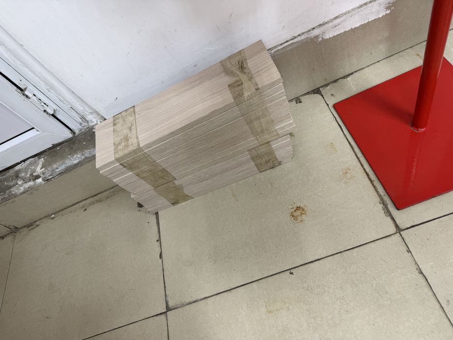 Витрины белое дерево