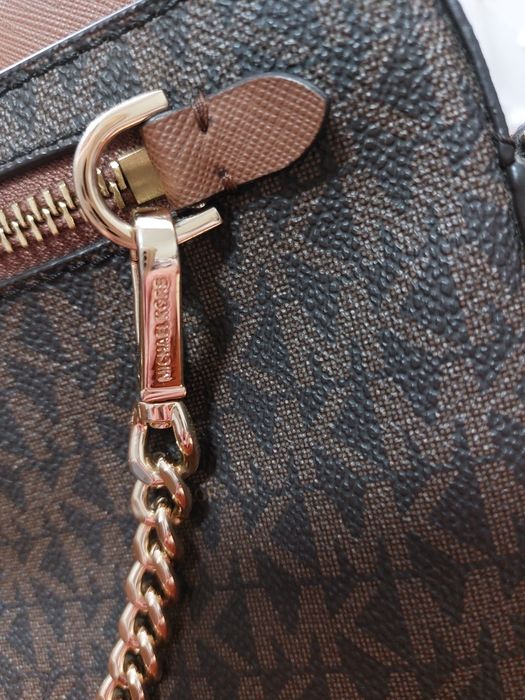 Продам сумку Michael Kors