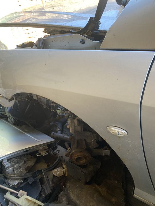 Ляв калник пежо 407