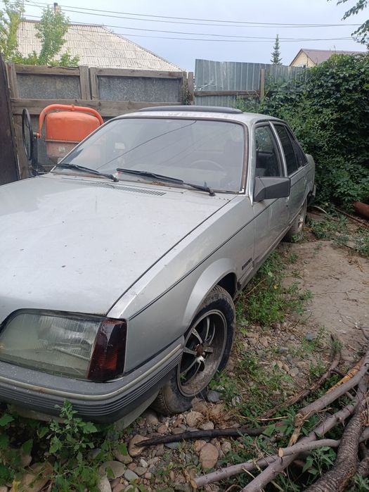 Opel rekord berlina 2l