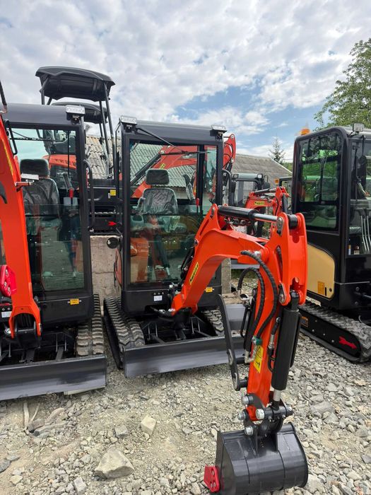 Miniexcavator STX16 cu cabina