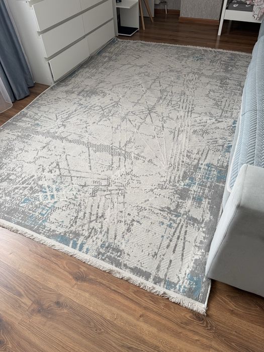 Продам ковер чистый