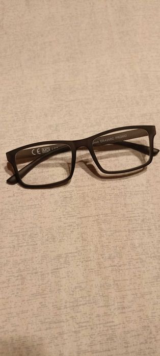 Нови диоптрични очила