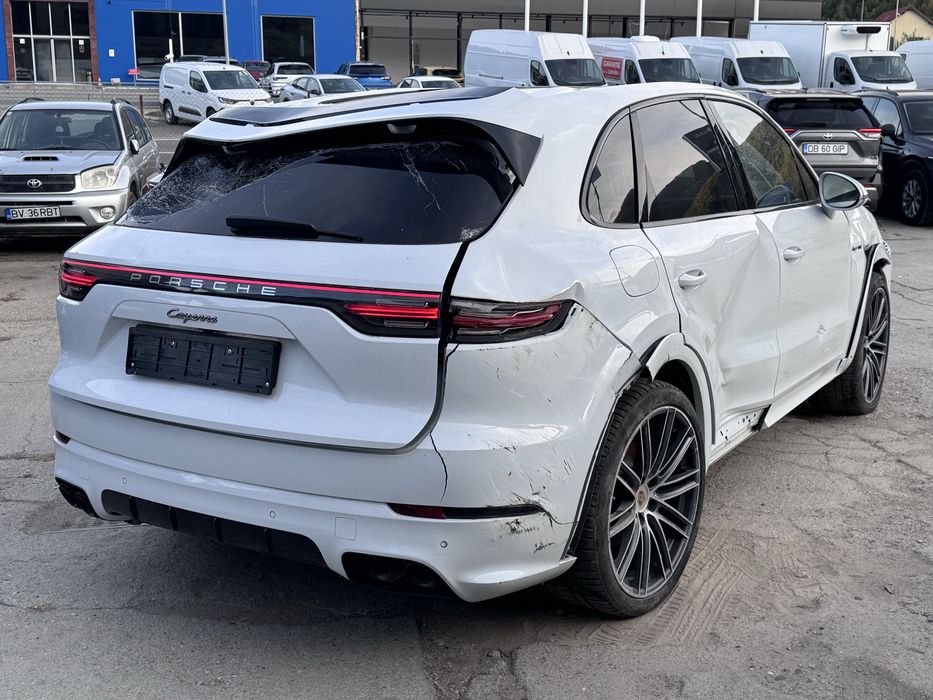 PORSCHE Cayenne 2021 — imagine 5
