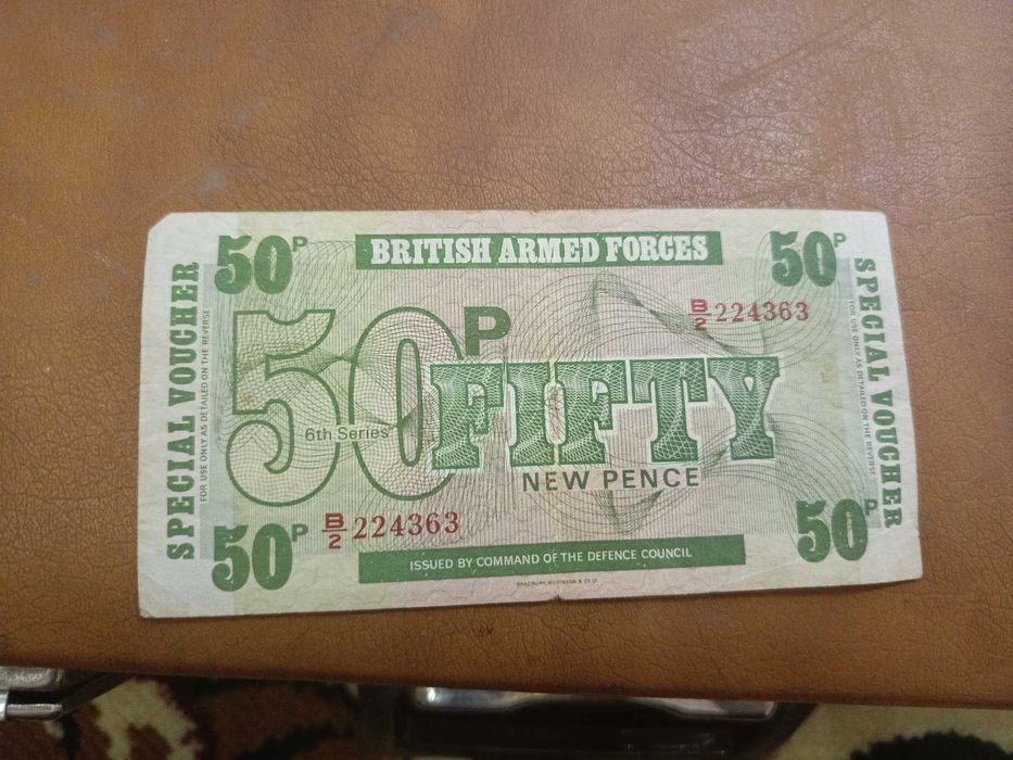 Bu — eski harbiy to‘lov kuponi: “British Armed Forces 50P Special