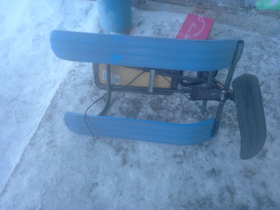 Продаю сани в отличном состоянии.