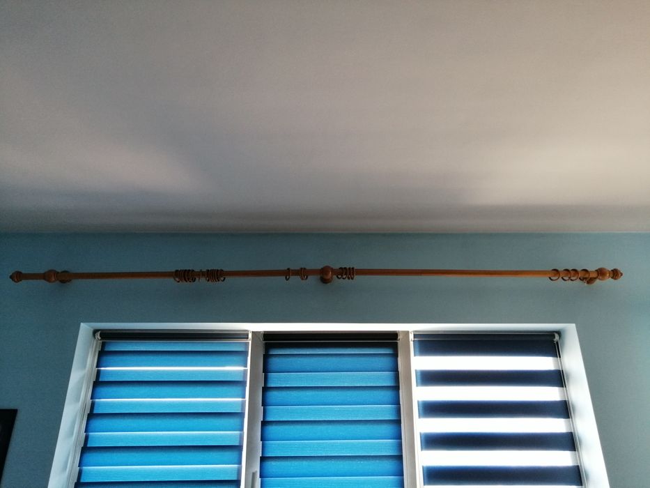 Дървен корниз и полица