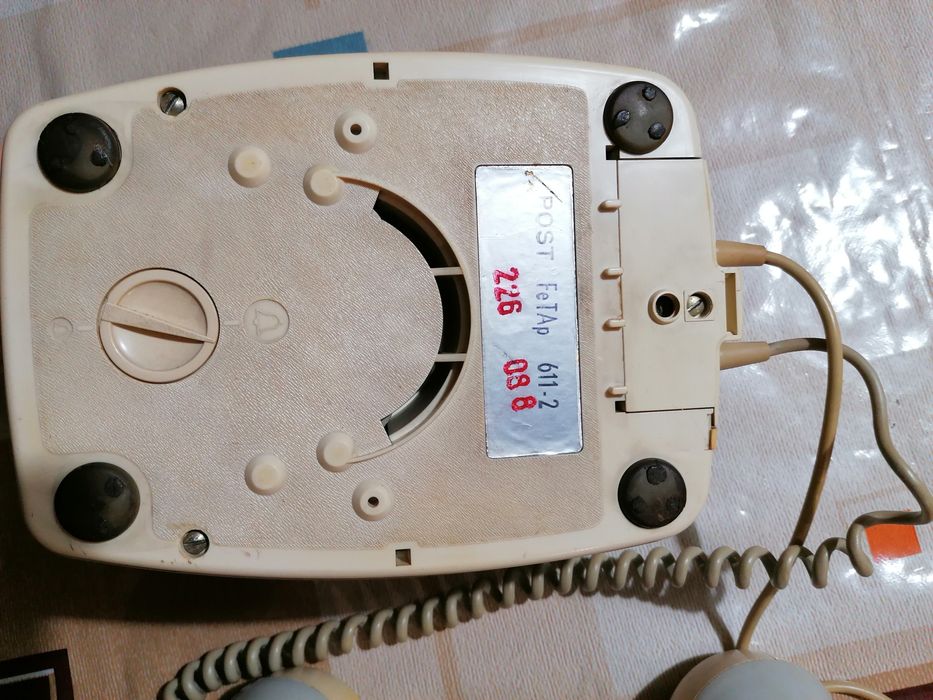 Ретро настолен телефон FeTAp