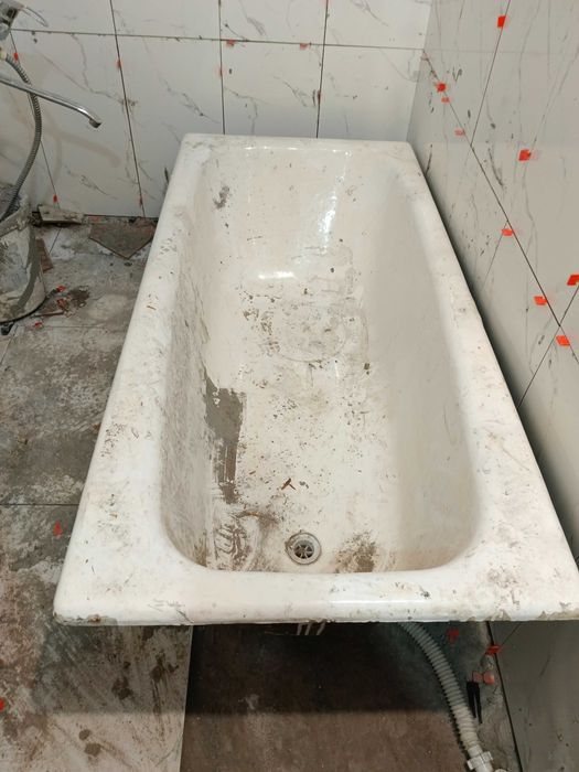 Продам чугунную ванну