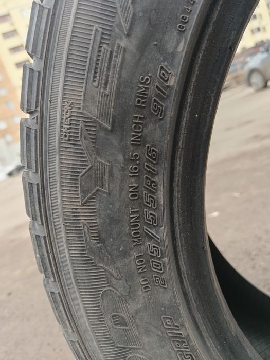 Продам шины липучка