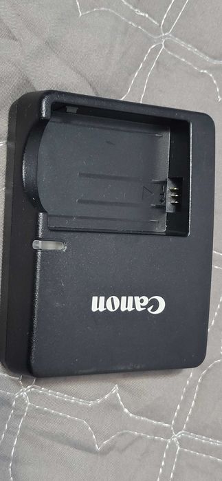Incarcator Canon LC-E5 (LC-E5E) pentru LP-E5 - Canon 450D