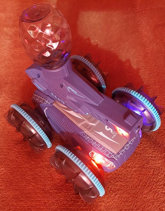 Стрелящ с вода танк анфибия играчка с дистанционно ЧИСТО НОВО