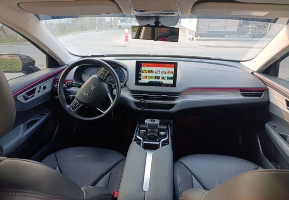 Kunlik suxoy arenda Hong qi eq m5