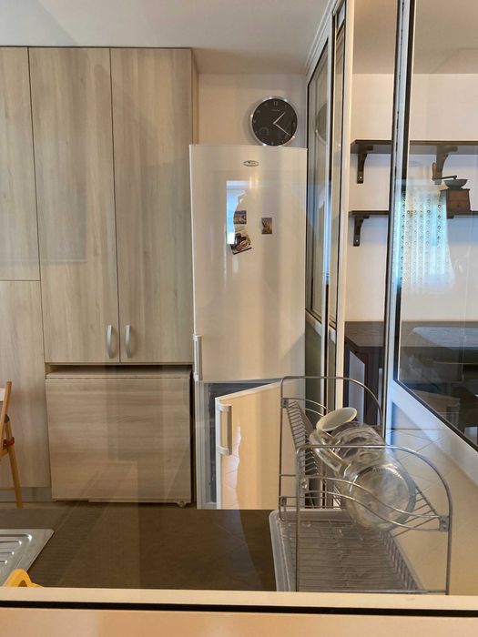 Inchiriez apartament modern cu 3 camere in Floresti