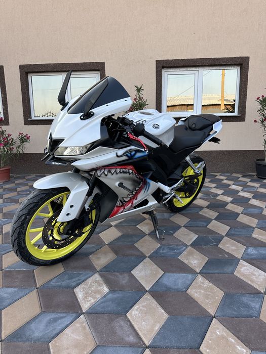 Yamaha YZF R125 custom SHARK 2020 12.000KM