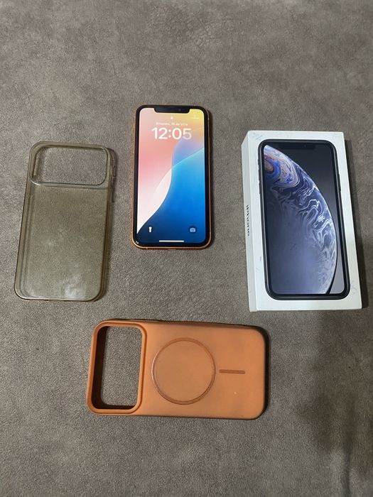 iPhone XR в 17 Pro корпусе
